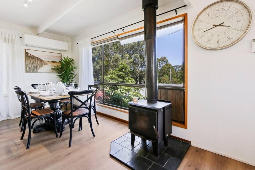 Fairview Lakeside Cottage Metung Bagian luar foto